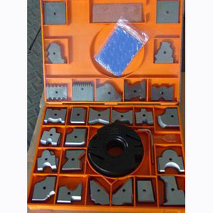 Jeu de 25 paires de couteaux profil&eacute;s (FX-050)